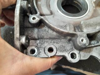 bontott FORD FOCUS C-MAX I Olajszivattyú