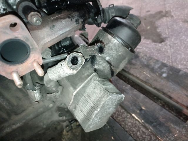 bontott FORD FOCUS C-MAX I Olajszűrő Ház