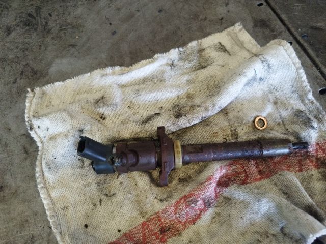 bontott FORD FOCUS C-MAX I Porlasztó (1 db)