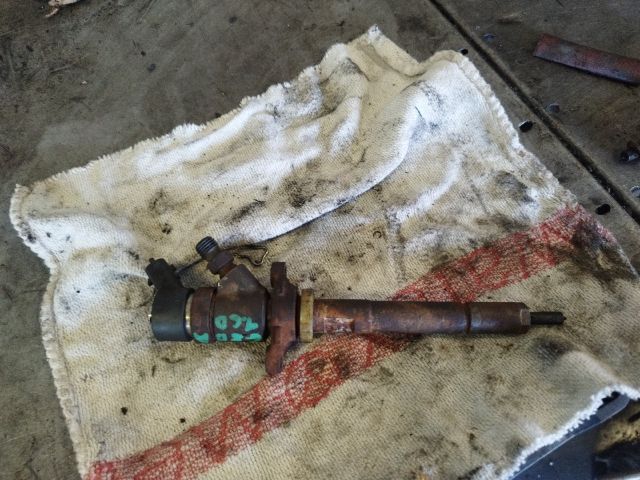 bontott FORD FOCUS C-MAX I Porlasztó (1 db)