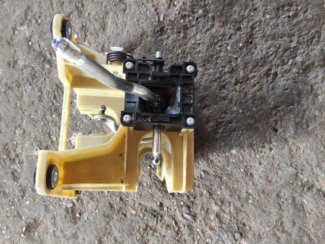 bontott FORD FOCUS C-MAX I Váltó Kulissza