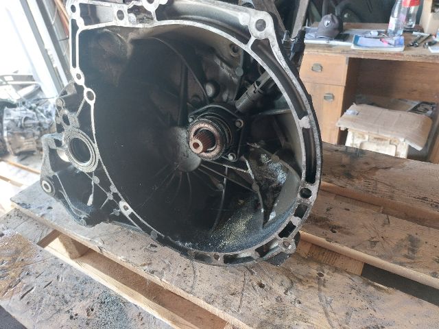 bontott FORD FOCUS C-MAX I Váltó (Mechanikus)