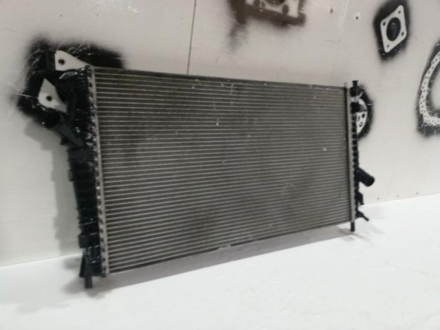 bontott FORD FOCUS C-MAX I Vízhűtő Radiátor (Nem klímás)