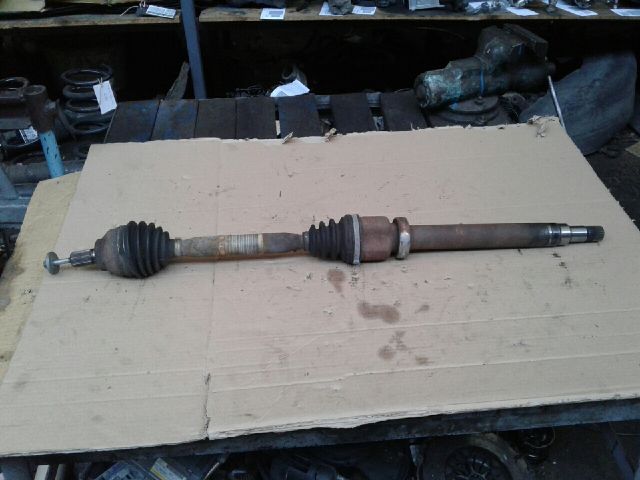 bontott FORD FOCUS C-MAX I Jobb Féltengely