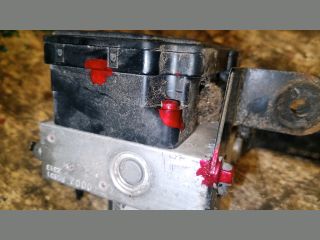 bontott FORD FOCUS C-MAX I ABS Kocka