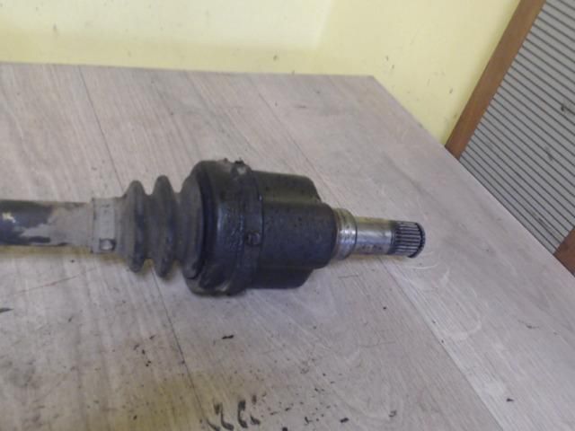 bontott FORD FOCUS C-MAX I Bal Féltengely