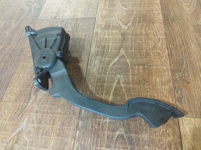 bontott FORD FOCUS C-MAX I Gázpedál (Elektromos)