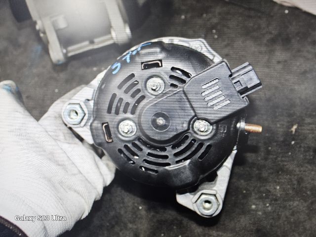 bontott FORD FOCUS C-MAX I Generátor