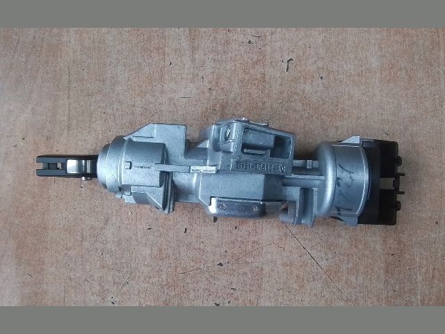 bontott FORD FOCUS C-MAX I Gyújtáskapcsoló