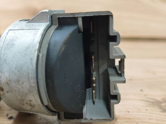 bontott FORD FOCUS C-MAX I Gyújtáskapcsoló