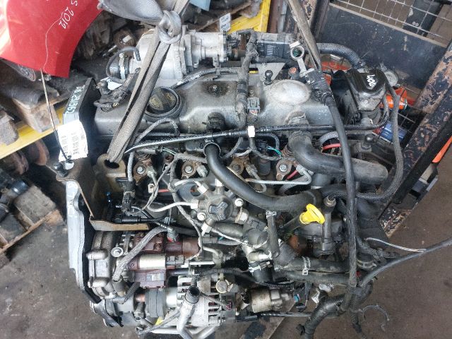 bontott FORD FOCUS C-MAX I Komplett Motor (Segédberendezésekkel)