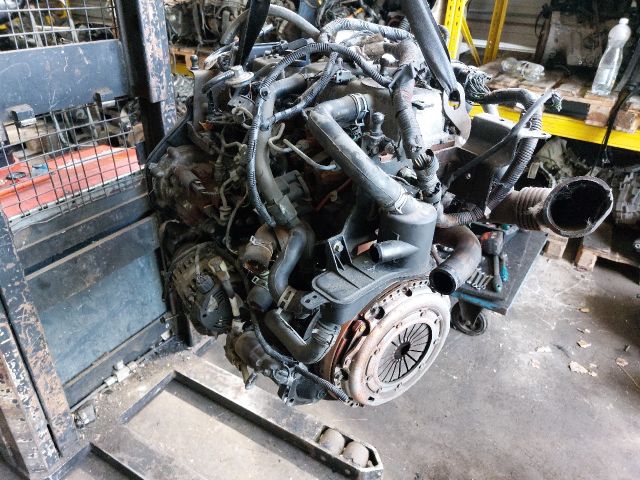 bontott FORD FOCUS C-MAX I Komplett Motor (Segédberendezésekkel)