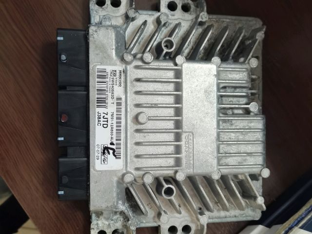 bontott FORD FOCUS C-MAX I Motorvezérlő