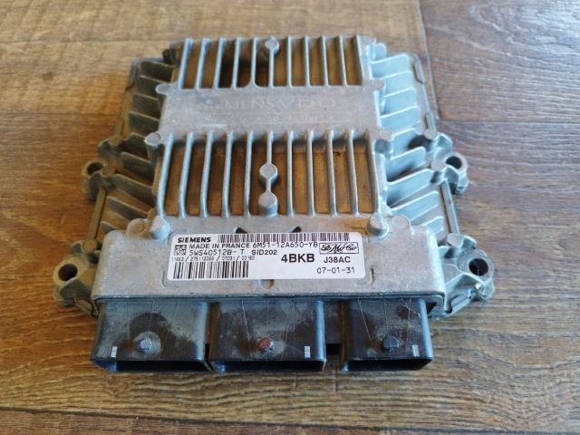 bontott FORD FOCUS C-MAX I Motorvezérlő