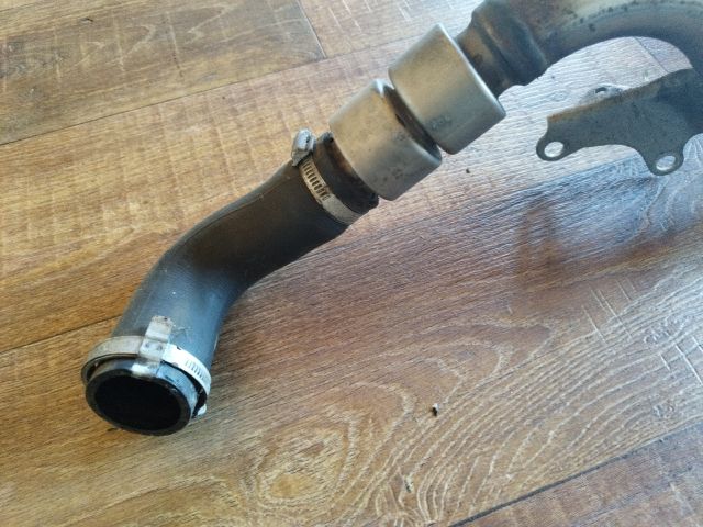 bontott FORD FOCUS C-MAX I Turbócső