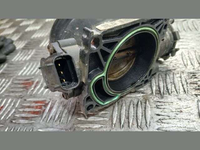 bontott FORD FOCUS C-MAX I Fojtószelep (Elektromos)