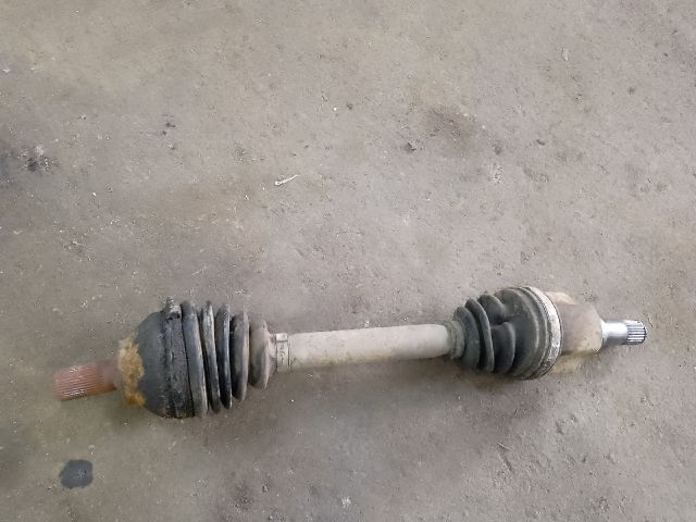 bontott FORD FOCUS C-MAX I Bal Féltengely