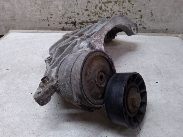 bontott FORD FOCUS C-MAX I Generátor Tartó Bak