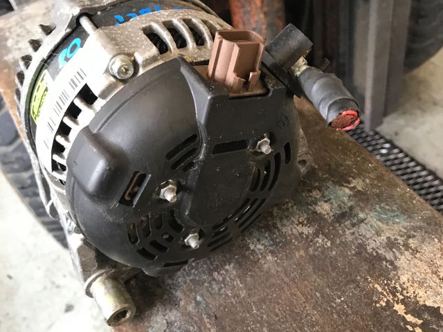 bontott FORD FOCUS C-MAX I Generátor