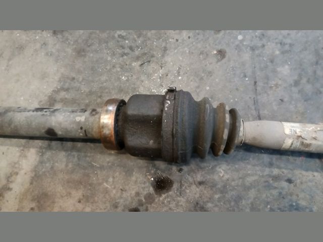 bontott FORD FOCUS C-MAX I Jobb Féltengely