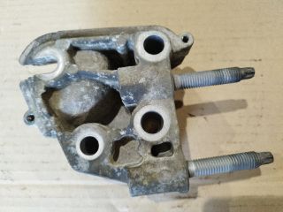 bontott FORD FOCUS C-MAX I Motor Tartó Bak Jobb