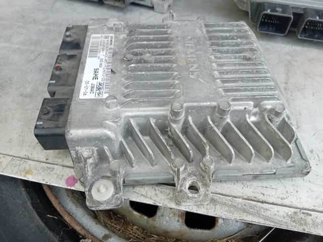 bontott FORD FOCUS C-MAX I Motorvezérlő