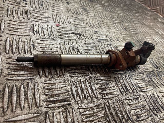 bontott FORD FOCUS C-MAX I Porlasztó (1 db)