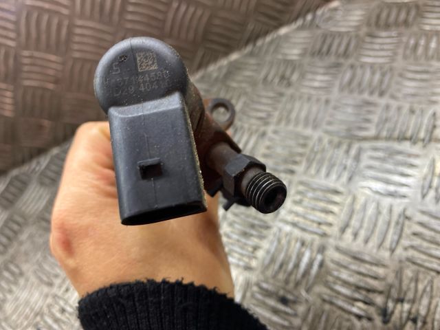 bontott FORD FOCUS C-MAX I Porlasztó (1 db)