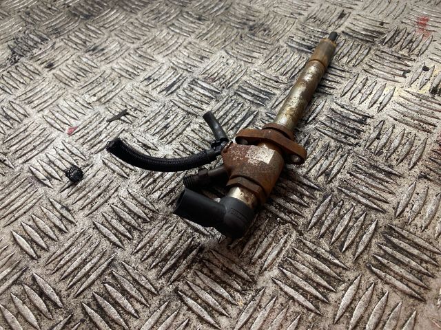 bontott FORD FOCUS C-MAX I Porlasztó (1 db)