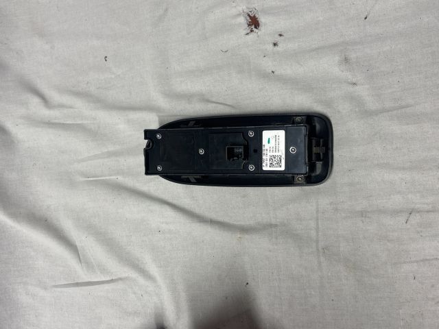 bontott FORD FOCUS C-MAX I Ablakemelő Kapcsoló Négyes / Kettes