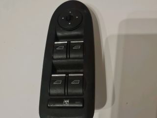 bontott FORD FOCUS C-MAX I Ablakemelő Kapcsoló Négyes / Kettes