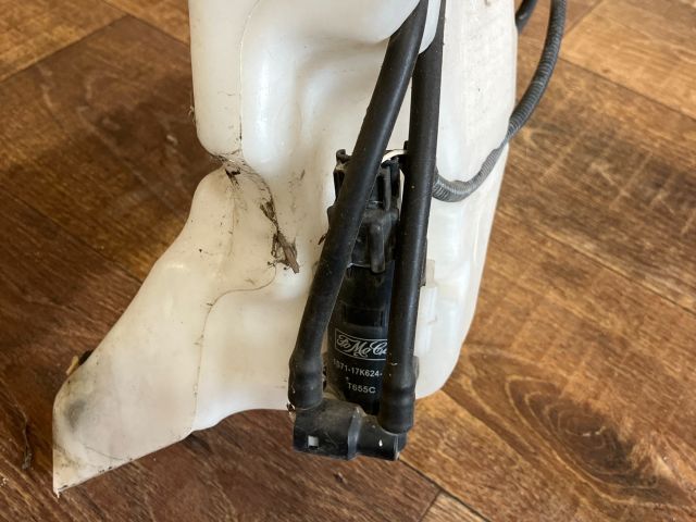 bontott FORD FOCUS C-MAX I Ablakmosó Tartály