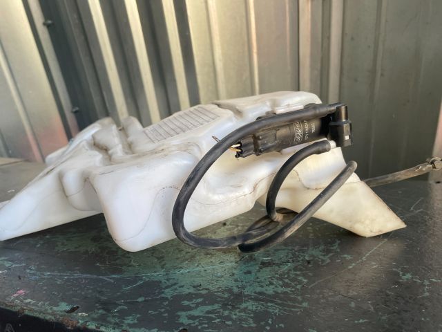 bontott FORD FOCUS C-MAX I Ablakmosó Tartály