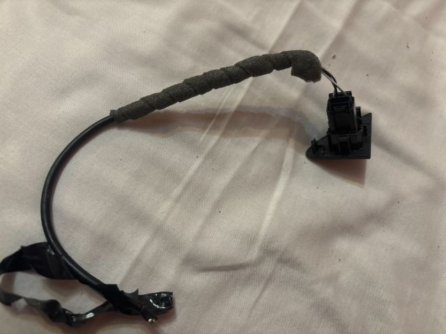 bontott FORD FOCUS C-MAX I AUX Csatlakozó