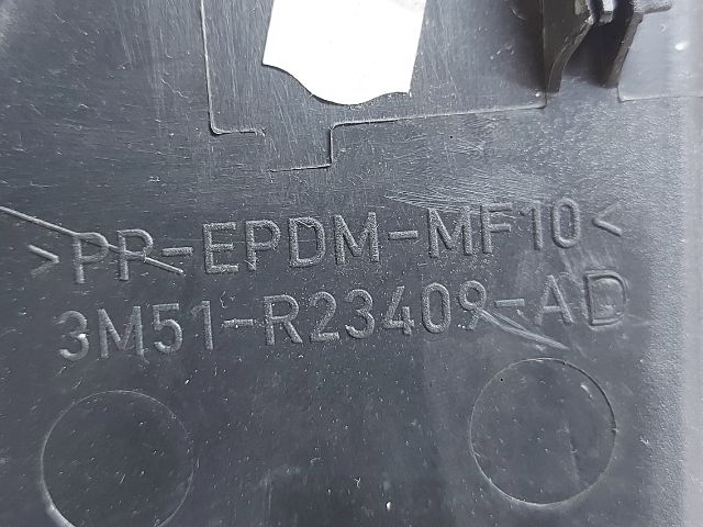 bontott FORD FOCUS C-MAX I Bal A Oszlop Hangszóró Burkolat