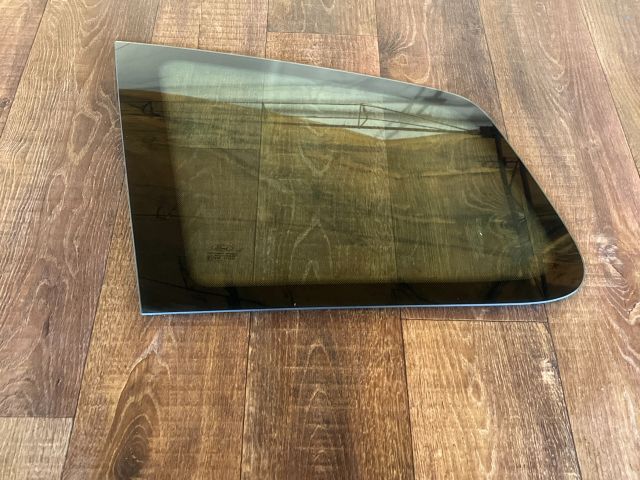 bontott FORD FOCUS C-MAX I Bal C Oszlop Oldalablak Üveg