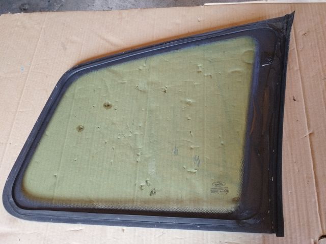 bontott FORD FOCUS C-MAX I Bal C Oszlop Oldalablak Üveg