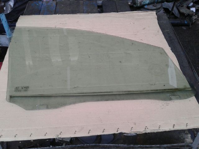 bontott FORD FOCUS C-MAX I Bal első Ablak