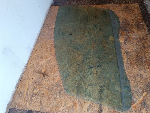 bontott FORD FOCUS C-MAX I Bal első Ablak