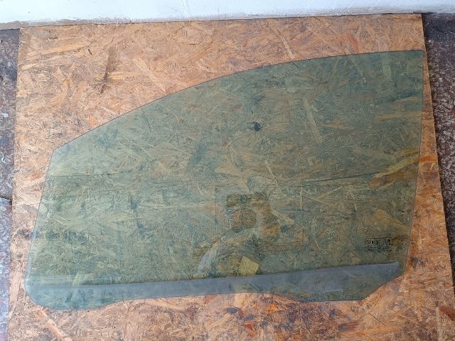 bontott FORD FOCUS C-MAX I Bal első Ablak