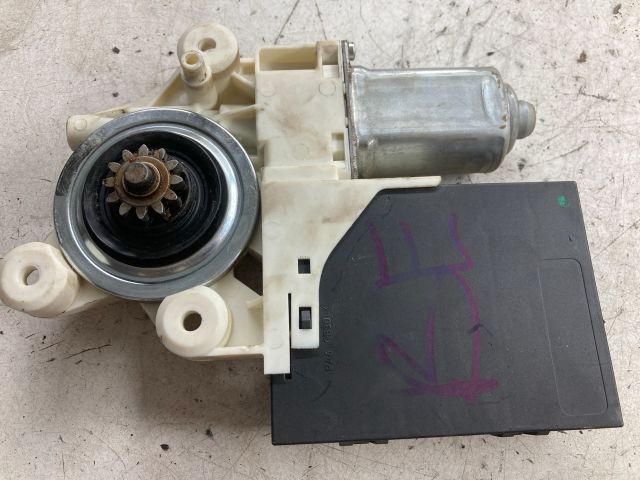 bontott FORD FOCUS C-MAX I Bal első Ablakemelő Motor