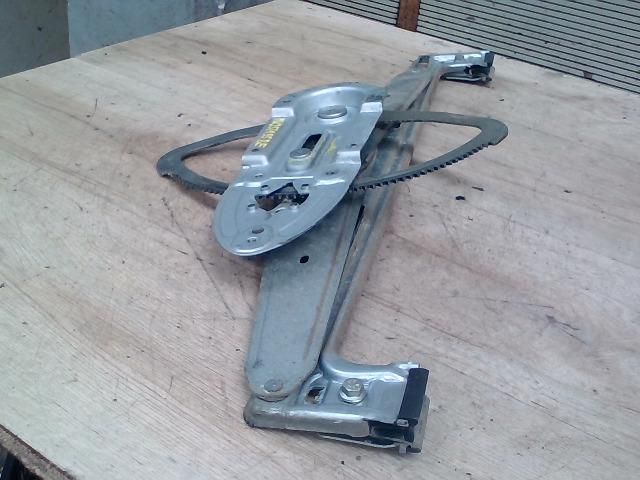 bontott FORD FOCUS C-MAX I Bal első Ablakemelő Szerkezet (Elektromos)