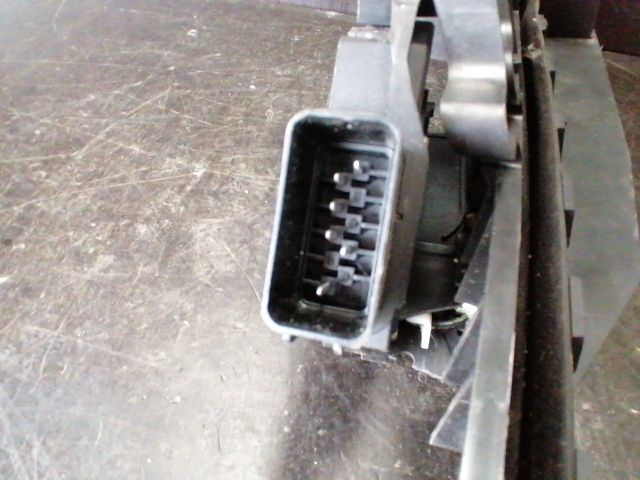 bontott FORD FOCUS C-MAX I Bal első Ajtózár