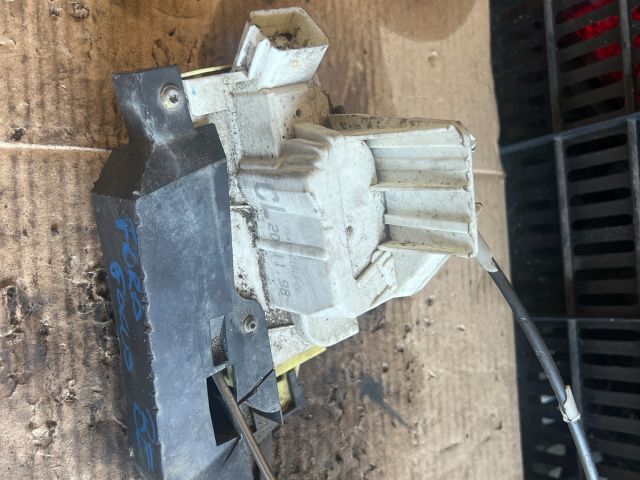 bontott FORD FOCUS C-MAX I Bal első Ajtózár