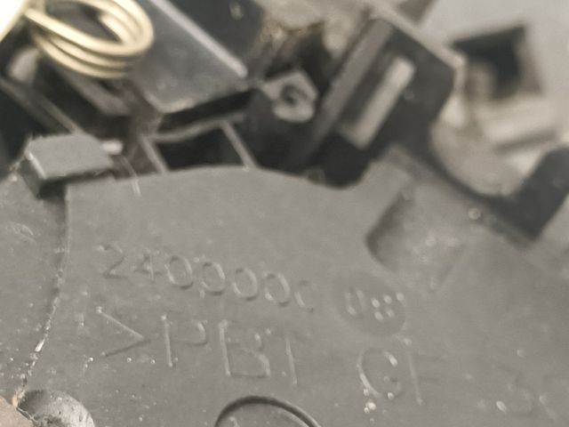 bontott FORD FOCUS C-MAX I Bal első Ajtózár