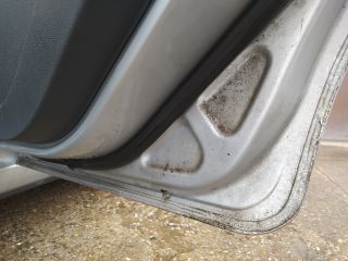 bontott FORD FOCUS C-MAX I Bal első Dobbetét (Kerékjárati, Műanyag)