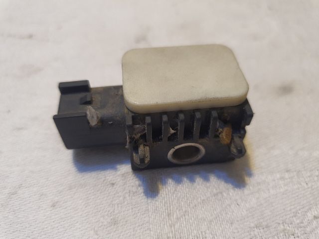 bontott FORD FOCUS C-MAX I Bal első Oldal Ütközés Érzékelő