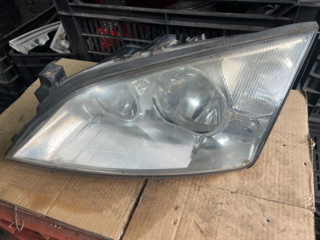 bontott FORD FOCUS C-MAX I Bal Fényszóró