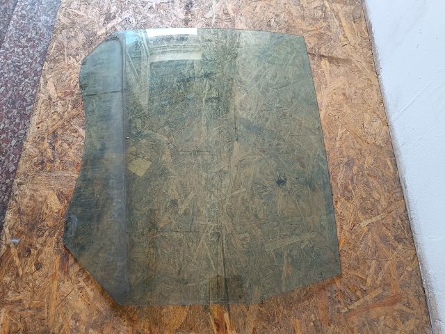 bontott FORD FOCUS C-MAX I Bal hátsó Ablak