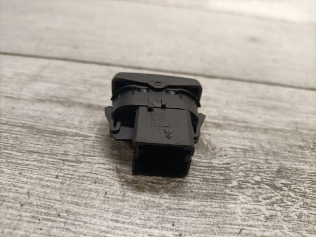 bontott FORD FOCUS C-MAX I Bal hátsó Ablakemelő Kapcsoló